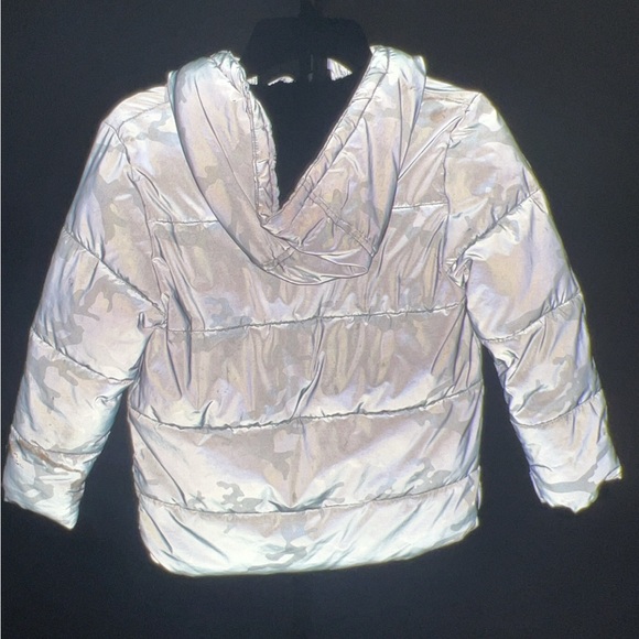 Reflective Puffer Jacket - Picture 2 of 6